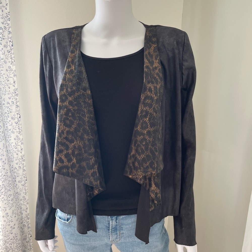 Faux leather leopard print open jacket.